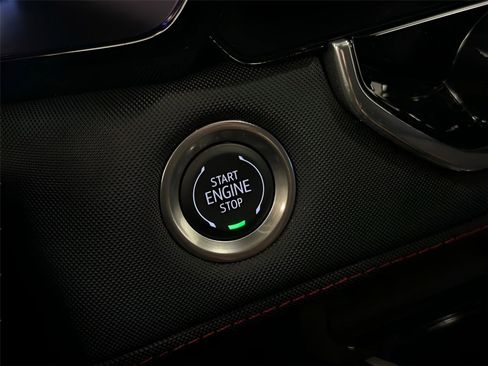 Used 2024 Chevrolet Colorado Z71 w/ Z71 Convenience Package 2 image 18