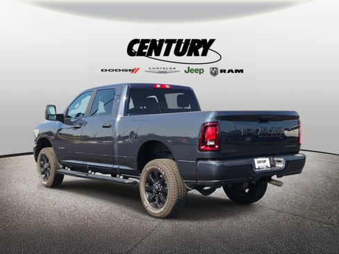 Used 2026 RAM 2500 Big Horn AWD/4WD image 6