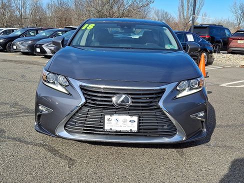 Used 2018 Lexus ES 350 image 2