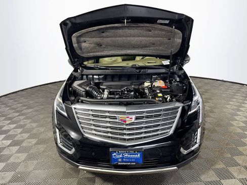 Used 2018 Cadillac XT5 Platinum w/ Driver Assist Package image 23