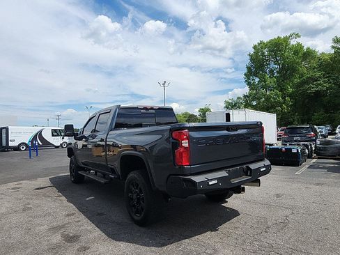 Used 2020 Chevrolet Silverado 2500 LTZ w/ LTZ Premium Package AWD/4WD image 3