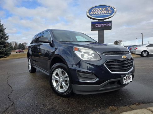 Used 2016 Chevrolet Equinox LS image 2