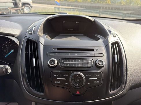 Used 2018 Ford Escape SE FWD image 21