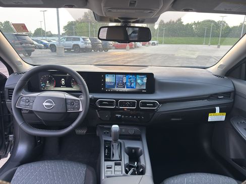 New 2026 Nissan Sentra SV w/ SV Convenience Package FWD image 27