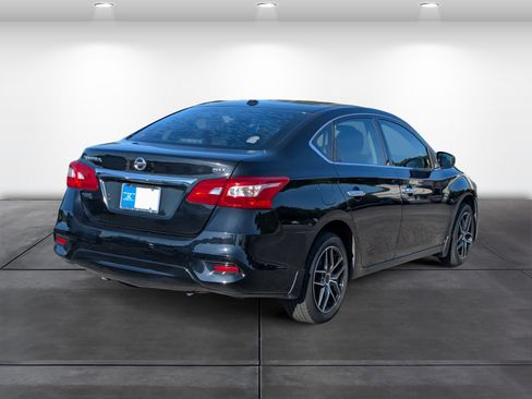 Used 2017 Nissan Sentra SV FWD image 5