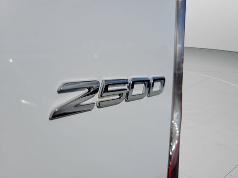 Used 2025 Mercedes-Benz Sprinter 2500 image 30