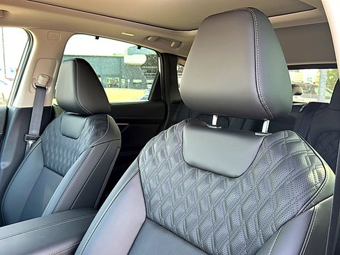 New 2026 Nissan Murano Platinum w/ Cargo Package AWD/4WD image 9