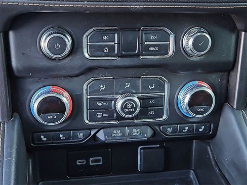 Used 2022 GMC Yukon AT4 w/ Max Trailering Package image 27