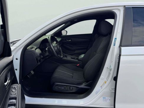 Used 2024 Honda Accord Sport image 17