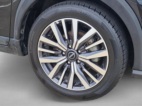 Used 2024 Nissan Kicks SV FWD image 21