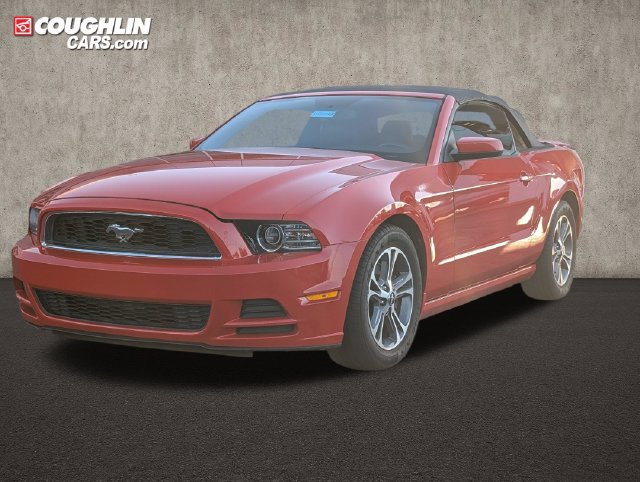 Used 2014 Ford Mustang Premium w/ Equipment Group 201A RWD image 3