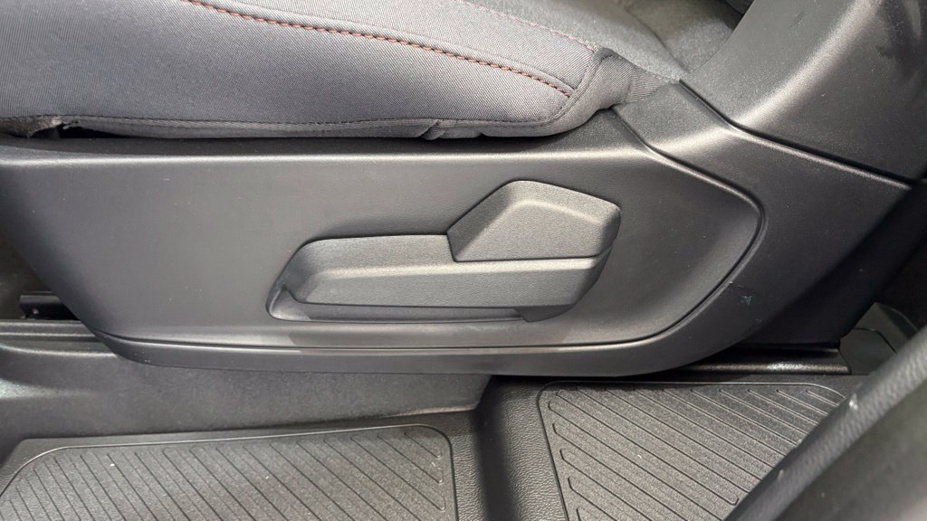 New 2026 Ford Explorer Active AWD/4WD image 19