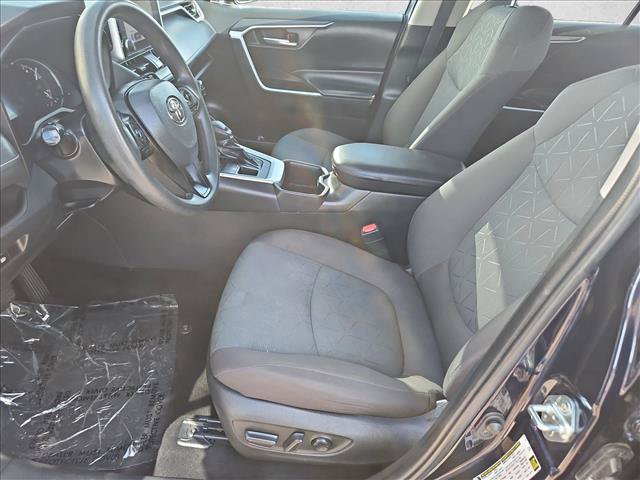 Used 2023 Toyota RAV4 XLE AWD/4WD image 15