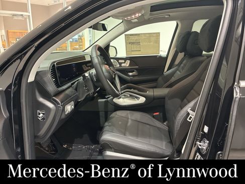 New 2026 Mercedes-Benz GLS 450 4MATIC image 7
