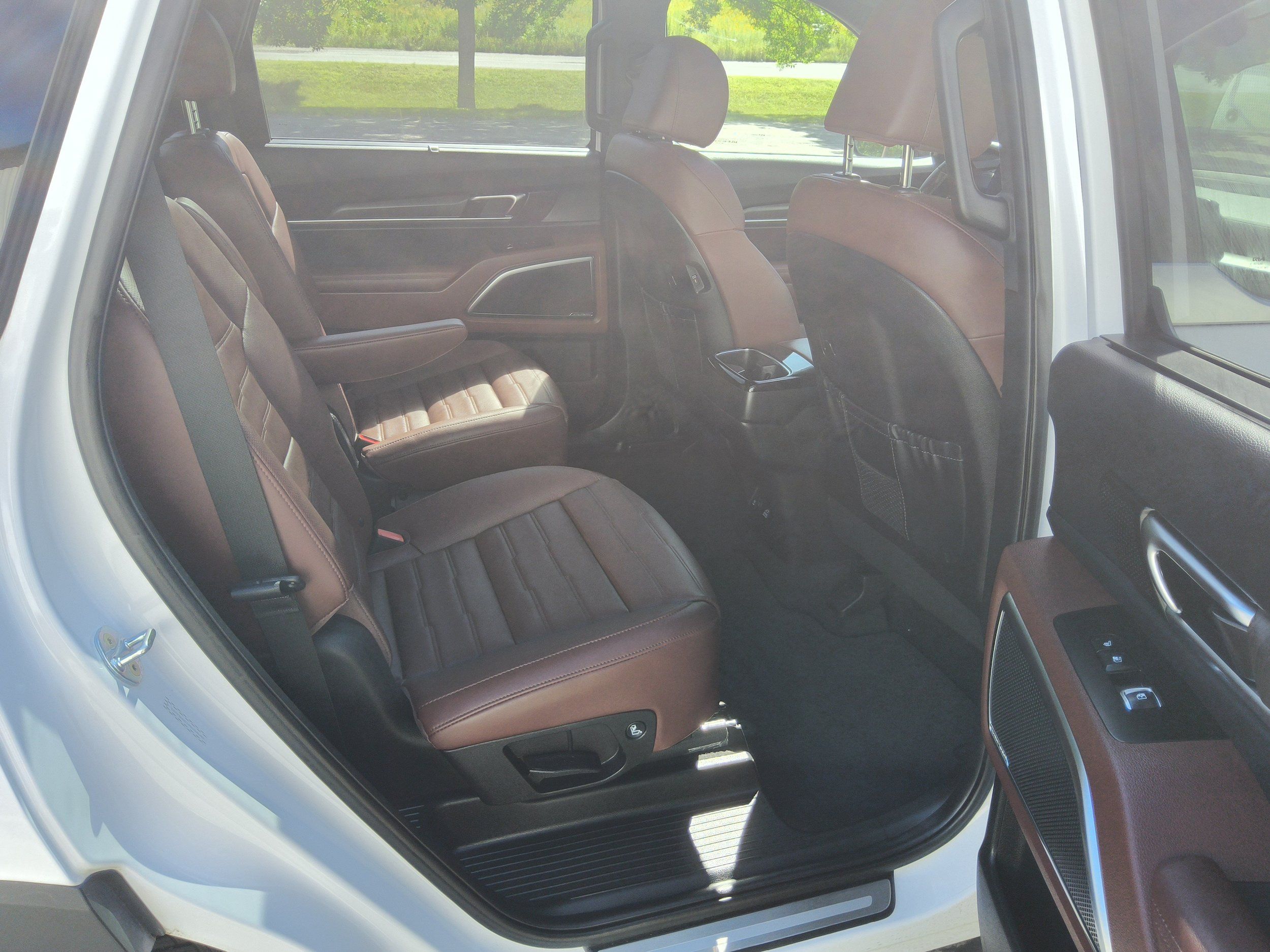 Used 2023 Kia Telluride SX Prestige AWD/4WD image 30