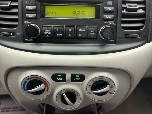 Used 2007 Hyundai Accent GLS image 15