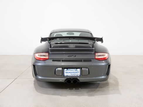 Used 2011 Porsche 911 GT3 RWD image 6