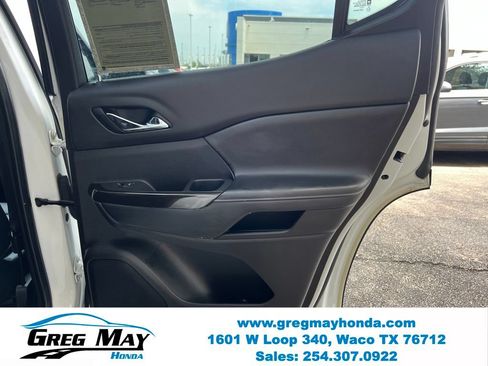Used 2021 GMC Acadia AT4 w/ Preferred Package AWD/4WD image 13