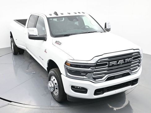 New 2026 RAM 3500 Laramie image 22