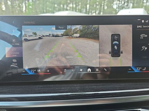 New 2026 BMW X7 xDrive40i w/ M Sport Package AWD/4WD image 24