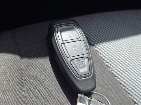 Used 2017 Ford Focus ST FWD image 36