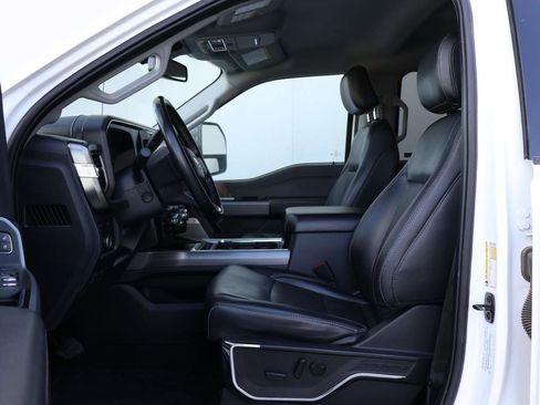 Used 2024 Ford F250 Lariat image 8