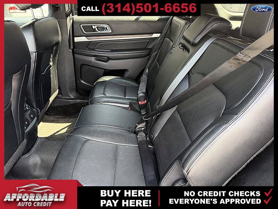 Used 2016 Ford Explorer Limited w/ Equipment Group 301A FWD image 11
