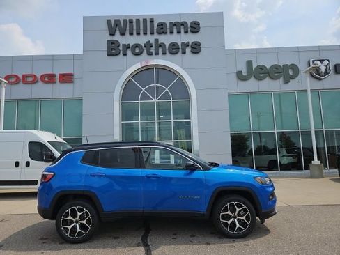 New 2026 Jeep Compass Limited AWD/4WD image 9