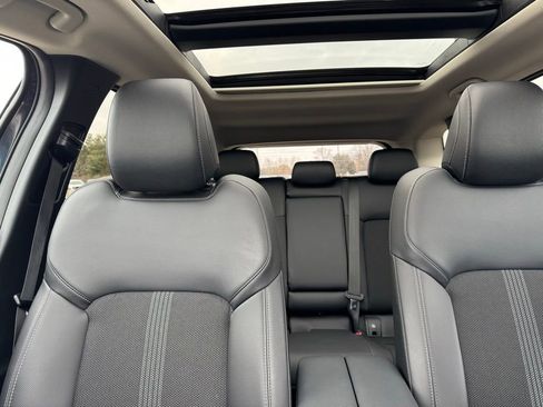 Used 2025 MAZDA CX-50 AWD 2.5 S w/ Premium Package image 21