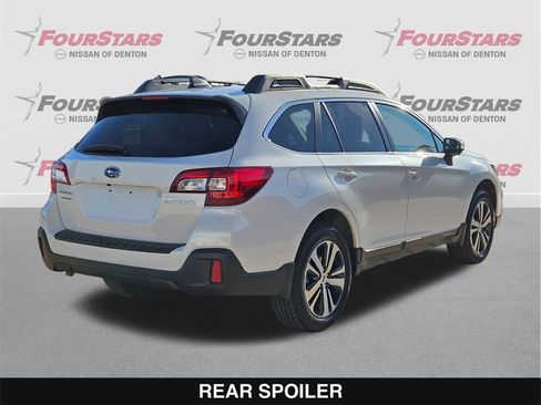 Used 2019 Subaru Outback 2.5i Limited w/ Popular Package #2 image 4