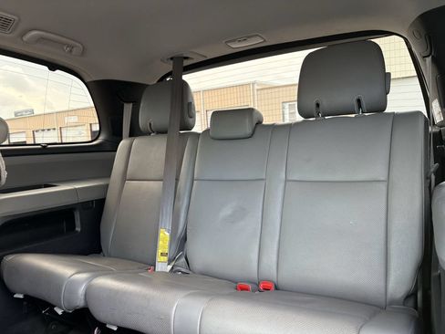 Used 2014 Toyota Sequoia Platinum AWD/4WD image 26