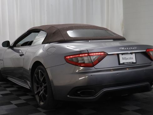 Used 2016 Maserati GranTurismo Sport image 13