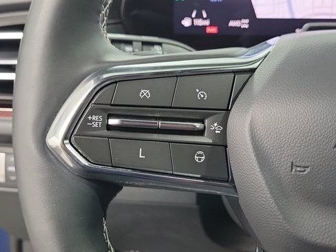 Used 2025 Chevrolet Traverse Z71 w/ Enhanced Driving Package AWD/4WD image 26