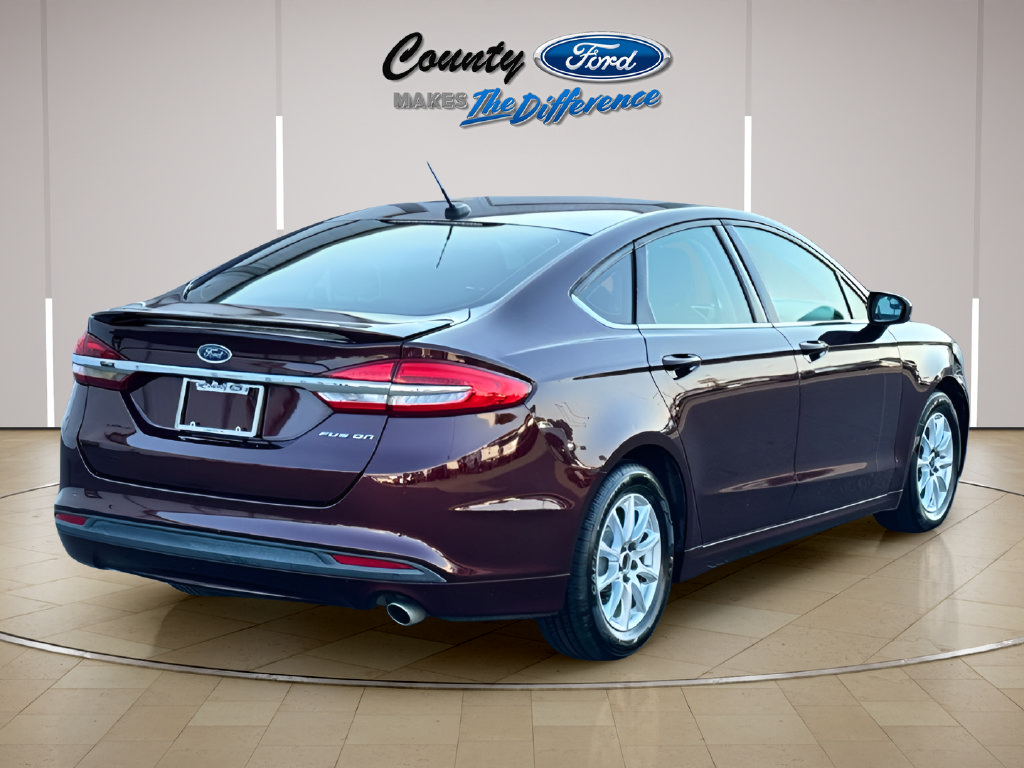 Used 2017 Ford Fusion S FWD image 7