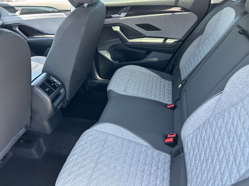 Used 2026 Volkswagen Tiguan S FWD image 17