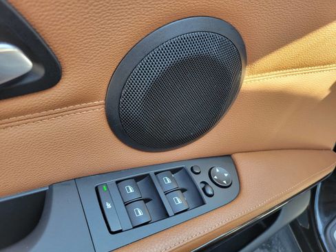 Used 2011 BMW 328i xDrive Sedan image 16