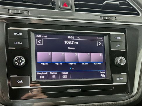 Used 2018 Volkswagen Tiguan S w/ 3rd Row Seat Package AWD/4WD image 14
