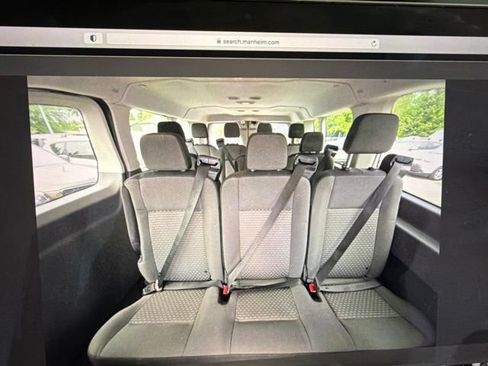 Used 2023 Ford Transit 350 XLT RWD image 3