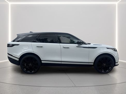 Certified 2026 Land Rover Range Rover Velar Dynamic SE AWD/4WD image 6