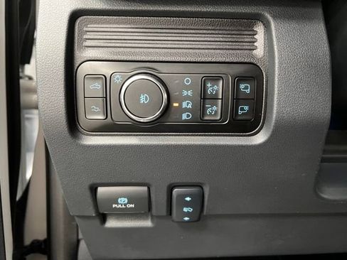 Used 2025 Ford F350 Platinum AWD/4WD image 31