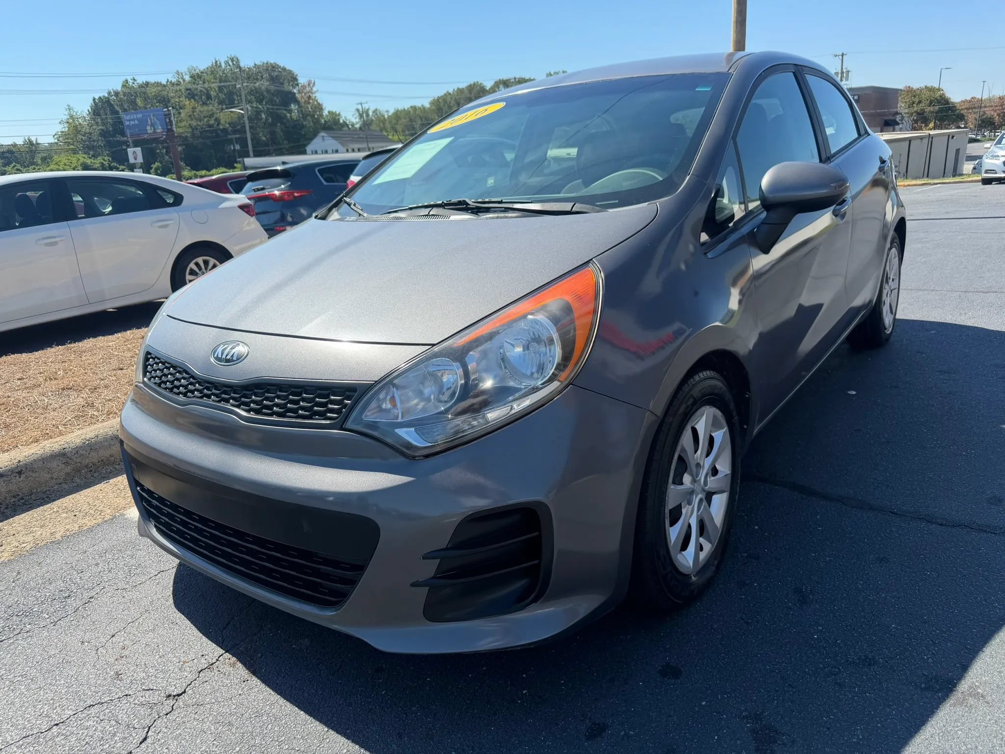 Used 2016 Kia Rio LX w/ Power Package FWD image 3
