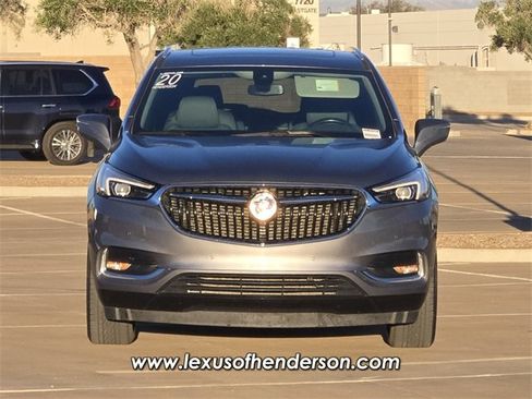 Used 2020 Buick Enclave Premium w/ Sun and Sites Package image 8