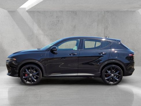 Used 2024 Dodge Hornet R/T Plus AWD/4WD image 8