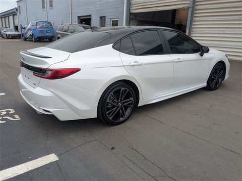 Used 2025 Toyota Camry XSE image 4