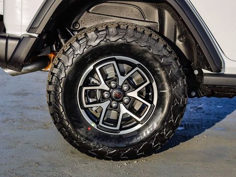 New 2026 Jeep Wrangler Unlimited Rubicon image 11