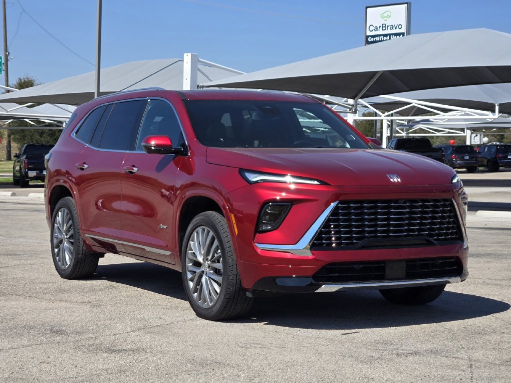 Used 2025 Buick Enclave Avenir w/ Trailering Package, 5000 lbs. FWD image 3