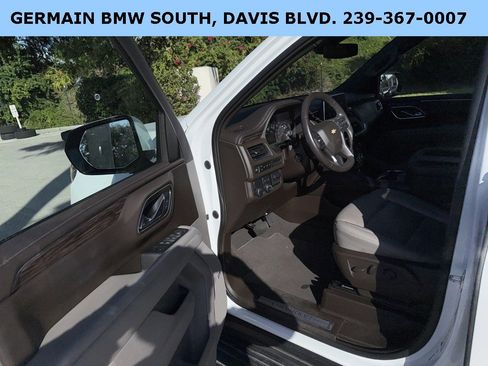 Used 2021 Chevrolet Tahoe LT w/ LT Signature Package image 10