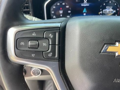 Used 2024 Chevrolet Silverado 2500 LT AWD/4WD image 17