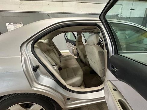 Used 2008 Ford Fusion SE FWD image 27