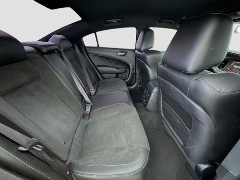 Used 2021 Dodge Charger R/T w/ Plus Group image 18